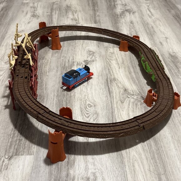 Thomas & Friends Track Master Shake Shake Bridge with Motorized Train Complete - Picture 9 of 14